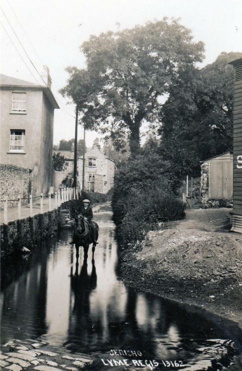 Vintage postcard of Jericho, Lyme Regis